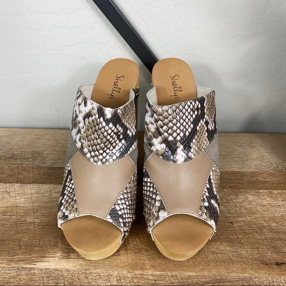 SOLD Shellys London Platform Snakeskin Heel - Picture 4 of 8